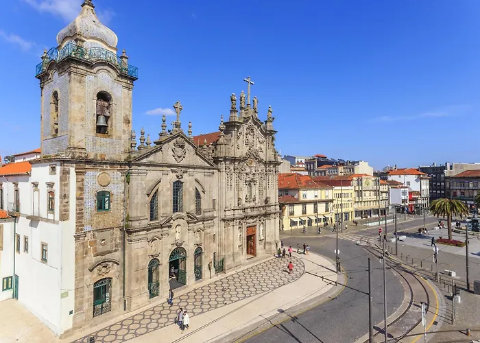 Almond Biscuit Historic Center *